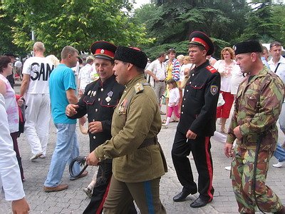 Новый Регион: В Севастополе российский флот проигнорировал запрет украинского Кабмина (ФОТО)