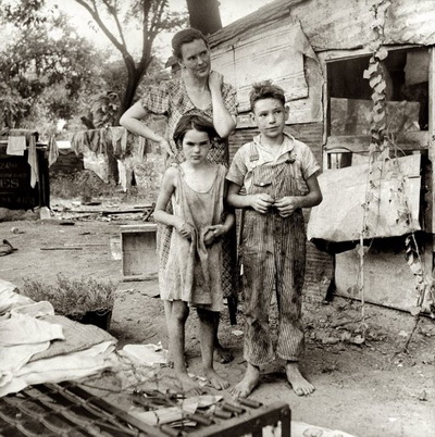 Новый Регион: СБУ поймали на фальсификации: в выставке про Голодомор используются фотографии Великой депрессии в США (ФОТО)