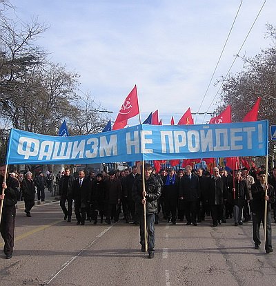 Новый Регион: Главный Янукович Севастополя вышел бороться с националистами спустя 4 дня после их отъезда (ФОТО)