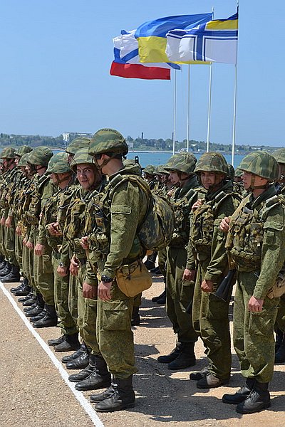 Новый Регион: Делегация Урала подписала договор о сотрудничестве с Севастополем и посмотрела учения ЧФ (ФОТО)