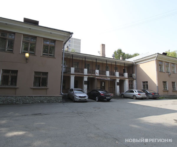 Новый Регион: Екатеринбургских детсадовцев заселят в помещения сифилитичных уголовников (ФОТО)