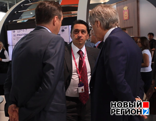 Новый Регион: Вице-премьер Дворкович ознакомился на Иннопроме с изделиями УВЗ (ФОТО)