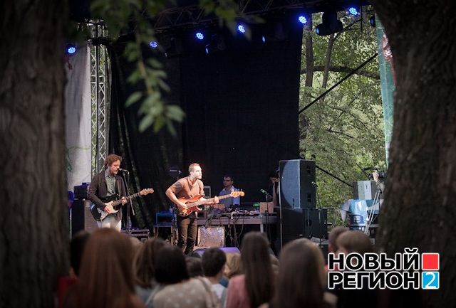 Новый Регион: Джаз на свежем воздухе собрал тысячи человек в усадьбе Расторгуевых-Харитоновых (ФОТО, ВИДЕО)