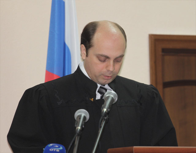 Новый Регион: Бывшему вице-мэру Екатеринбурга Виктору Контееву огласили приговор: 18 лет строгого режима (ФОТО)