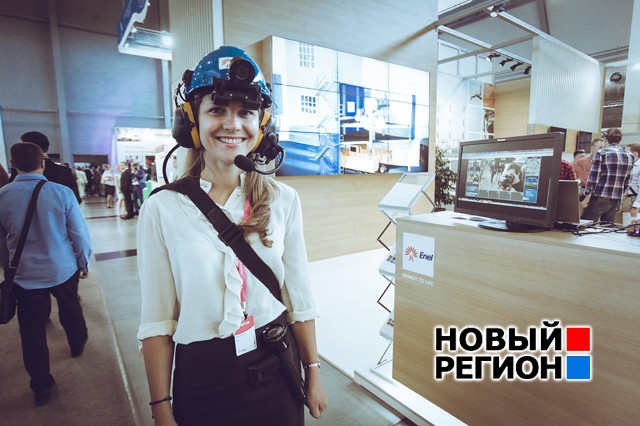 Новый Регион: Иннопром-2014: девушки и роботы (ФОТО, ВИДЕО)