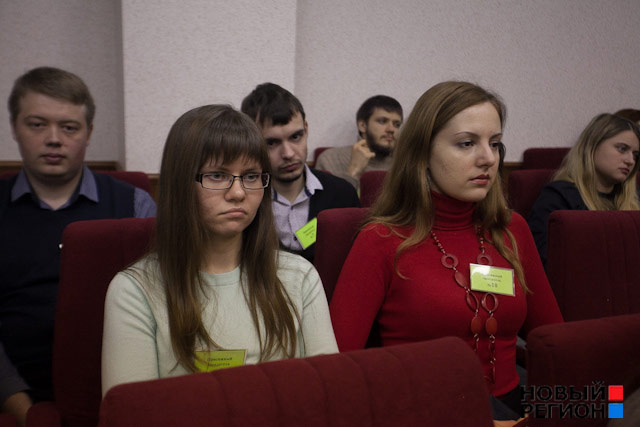 Новый Регион: Студенты и журналисты подались в присяжные и готовятся вынести приговор по делу об убийстве (ФОТО)