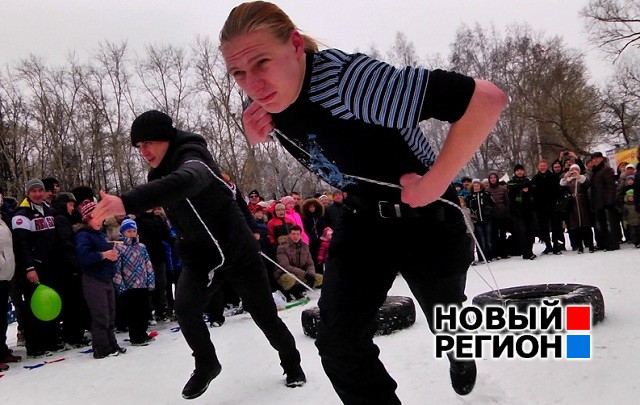 Новый Регион: Масленичные забавы в Екатеринбурге: женские бои без правил и катание на верблюде