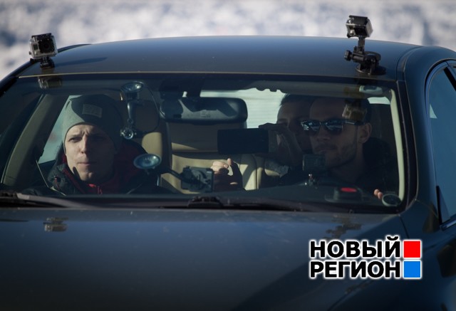 Новый Регион: Новый Регион в компании VIP-персон проводил зиму Ледовым экстримом (ФОТО, ВИДЕО)
