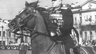 300 фактов о Екатеринбурге: конфуз маршала Жукова с конем