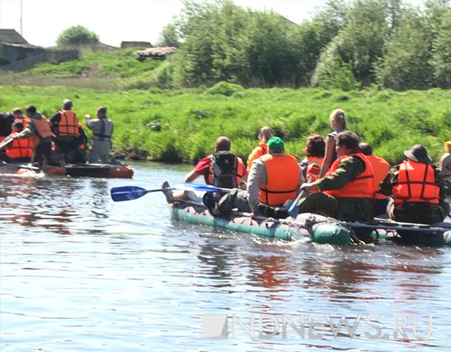 Политический сплав: Игорь Холманских и люди труда обсудили праймериз ЕР и уплыли вниз по Чусовой (ФОТО, ВИДЕО)