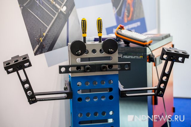 Зубы, телепортация и незаконно вырубленные деревья – что показали Куйвашеву на Иннопроме (ФОТО)