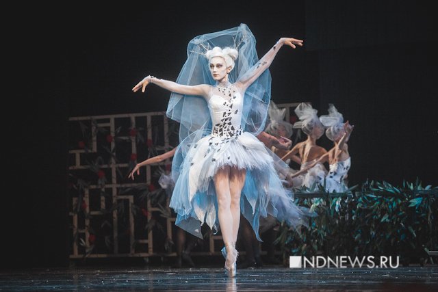 Новый День: Невероятные костюмы, 30 килограммов снега и волшебство – в Оперном премьера балета Снежная королева (ФОТО)