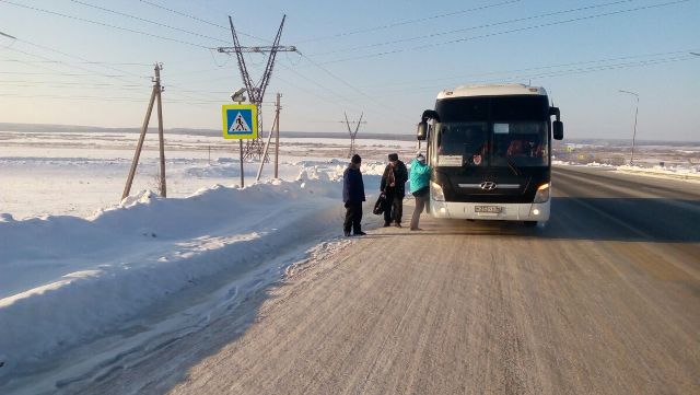 Новый День: На уральской трассе в -30 сломался рейсовый автобус с пассажирами (ФОТО)