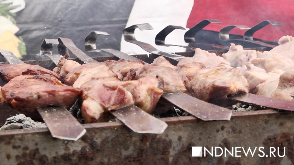 «Мясо можно выклянчить». Организаторы фестиваля барбекю рассказали, чем будут кормить посетителей