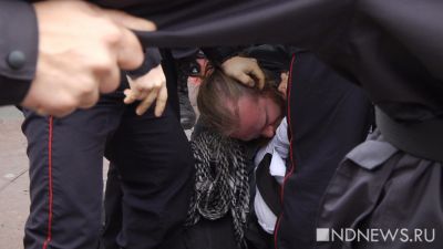 Полиция отпустила всех задержанных в Екатеринбурге сторонников Навального