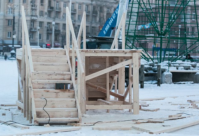 Новый Регион: В Челябинске начали сооружать главный ледовый городк