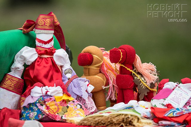 Новый Регион: Варенье из шишек и деревянные игрушки: в Челябинске прошел Уралвеганфест (ФОТО)