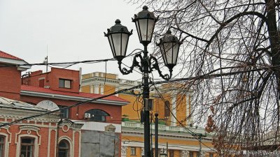 Первоочередная проблема: в центре Челябинска решили заменить столбы