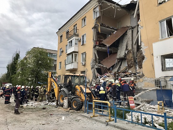 Новый День: В Волгограде возбудили дело о взрыве в жилом доме (ФОТО)