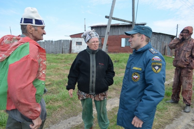 Новый День: В Тюменской области из-за паводка перекрыта региональная трасса (ФОТО)