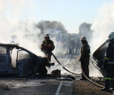 Новый Регион: На федеральной трассе Чита-Хабаровск столкнулись и загорелись два автомобиля (ФОТО)