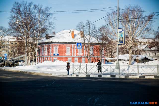 Новый День: Полпреда Трутнева встречают на Сахалине потемкинскими домами (ФОТО)