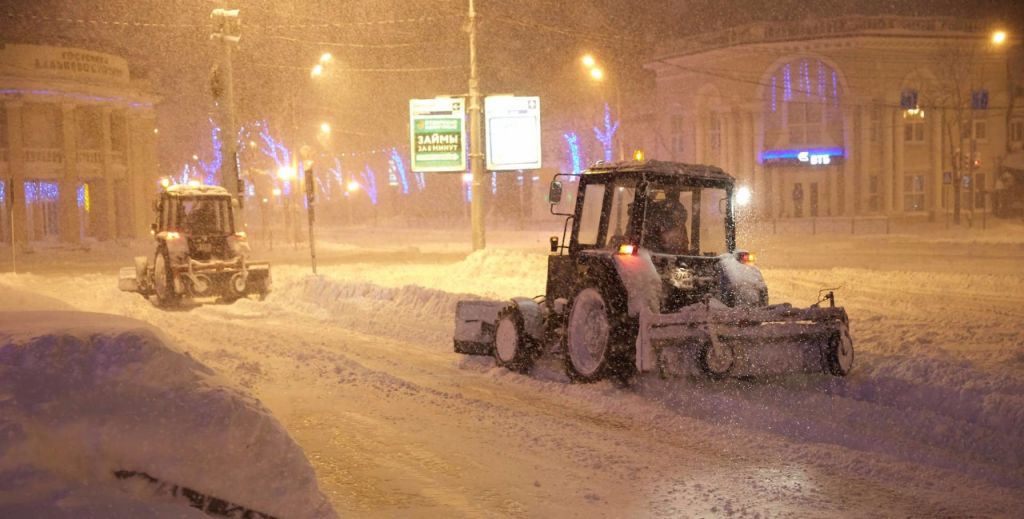 Новый День: Замело, нет света, транспорт встал. В Южно-Сахалинске объявлен режим ЧС