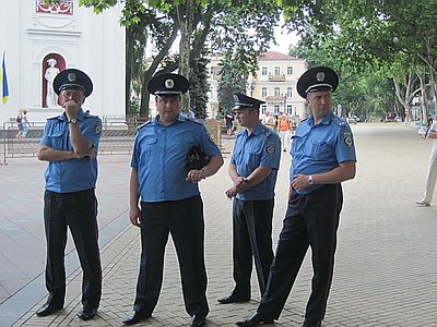 Новый Регион: В Одессе на митинге в День Конституции Украины потребовали введения статьи о государственном статусе русского языка (ФОТО)