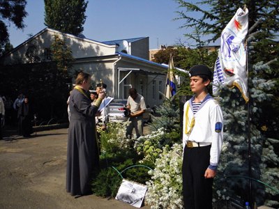 Новый Регион: В Одессе почтили память погибших на подводной лодке Курск (ФОТО)