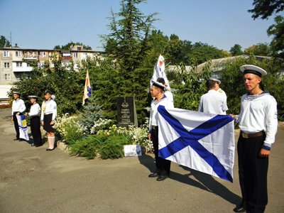 Новый Регион: В Одессе почтили память погибших на подводной лодке Курск (ФОТО)