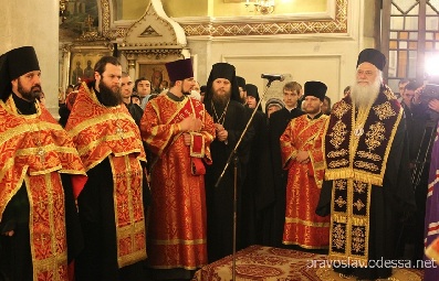 Новый Регион: В Одессу привезли мощи Святого Дмитрия Солунского (ФОТО)