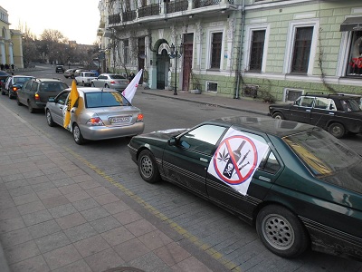 Новый Регион: В Одессе прошел автопробег против алкоголя и наркотиков (ФОТО)