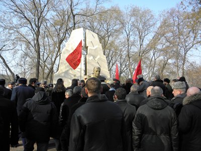 Новый Регион: Одесские афганцы не захотели возлагать цветы вместе с губернатором и мэром (ФОТО)