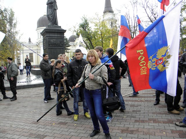 Новый Регион: В Одессе Русский марш прошел под крики Бандера – наш герой! (ВИДЕО, ФОТО)