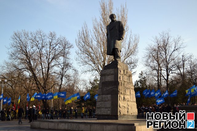 Новый Регион: В Одессе в День Соборности подрались свободовцы и антифашисты (ВИДЕО, ФОТО)