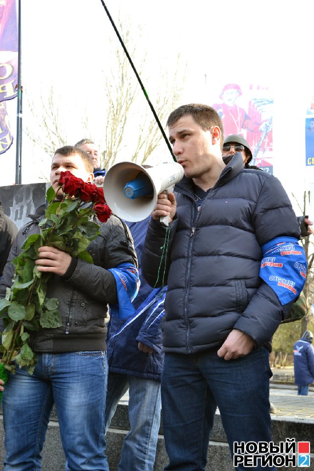 Новый Регион: В Одессе в День Соборности подрались свободовцы и антифашисты (ВИДЕО, ФОТО)