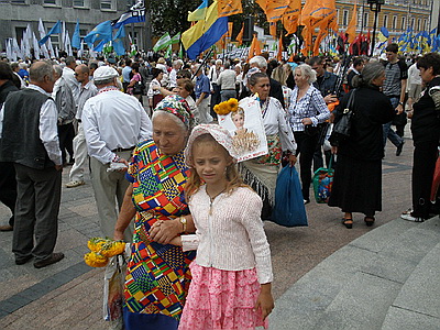 Новый Регион: В центре Киева произошли масштабные столкновения оппозиции с милицией (ФОТО, ВИДЕО)