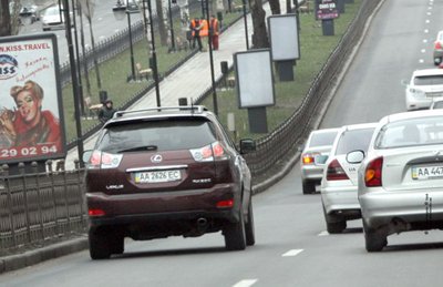 Новый Регион: С улиц Киева убрали рекламу с портретом Юлии Тимошенко (ФОТО)