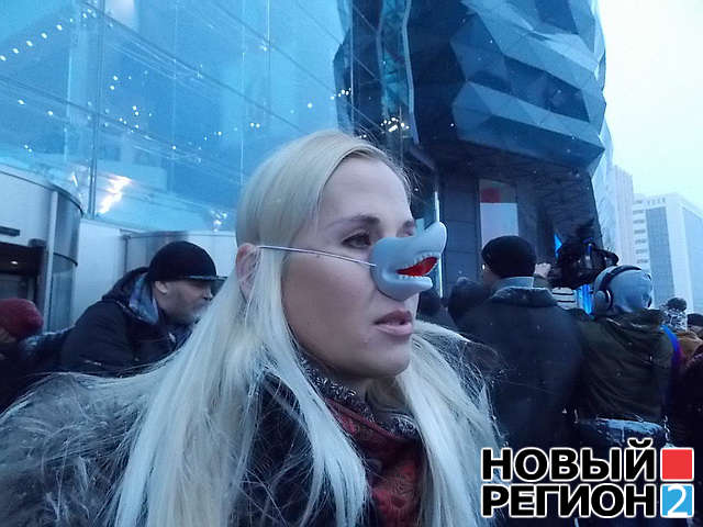 Новый Регион: В Киеве прошел пикет против издевательств над акулой в ТРЦ Океан Плаза (ФОТО, ВИДЕО)