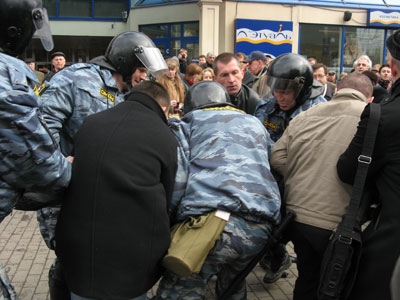 Новый Регион: Марш Несогласных в Москве превратился в Марш ОМОНа (ФОТО. ВИДЕО)