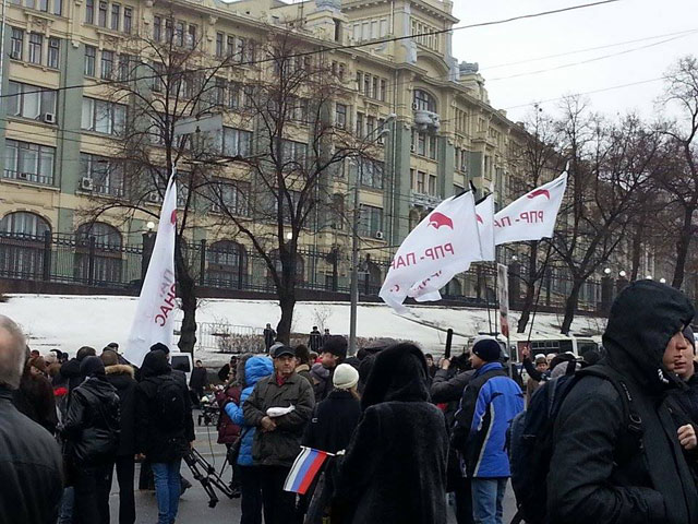 Новый Регион: Тысячи москвичей собрались на траурное шествие