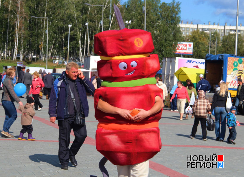 УрФО претендует на роль мирового поставщика продовольствия (ФОТОРЕПОРТАЖ) / Уже сегодня Урал полностью обеспечивает себя продуктами (ВИДЕО)