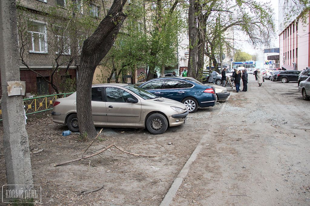 Челябинских чиновников уличили в профанации при благоустройстве дворов (ФОТО)