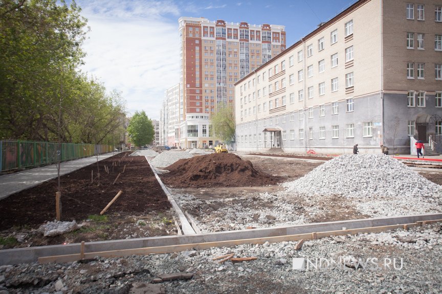 «Инфраструктура в Екатеринбурге готова для Expo-2025»: NDNews.ru проверил слова Ройзмана в «окопах» на ВИЗе (ФОТО)