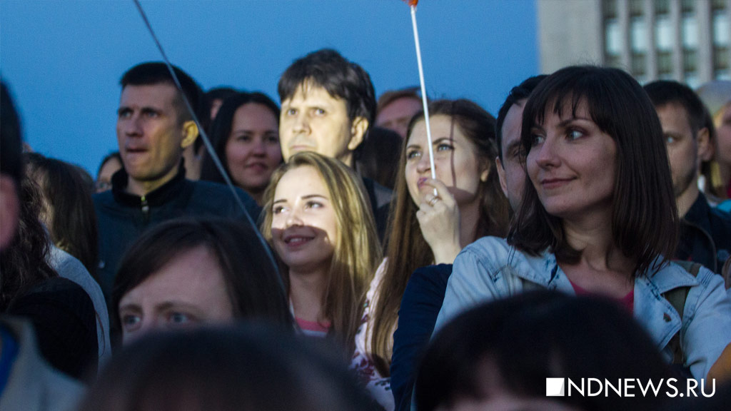 Екатеринбург пел и танцевал до утра: Ural Music Night посетили тысячи людей (ФОТО)