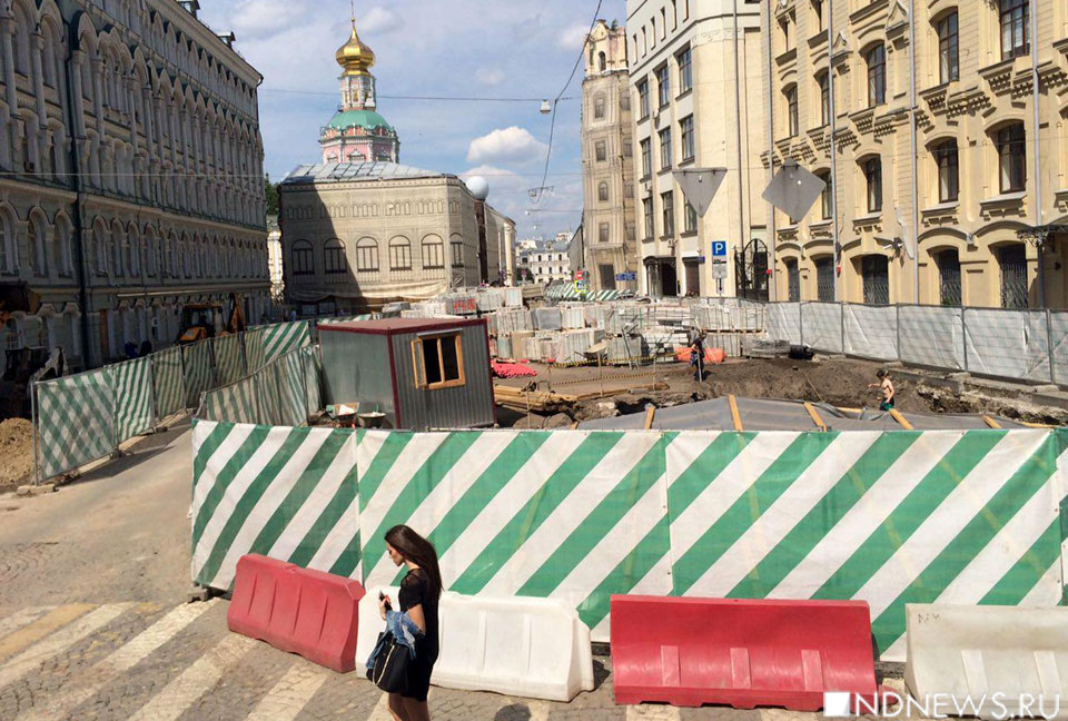 Москва превратилась в «Собянинск»: российская столица утонула в «перестройке»