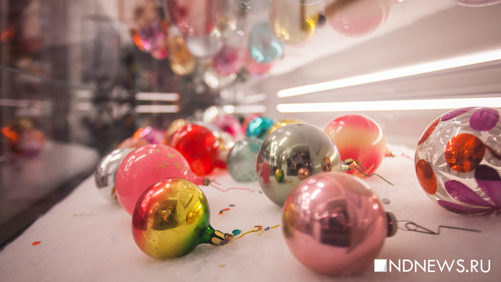 «Перед елкой все равны». Ретроспектива празднования Нового года в России (ФОТО, ИНФОГРАФИКА)