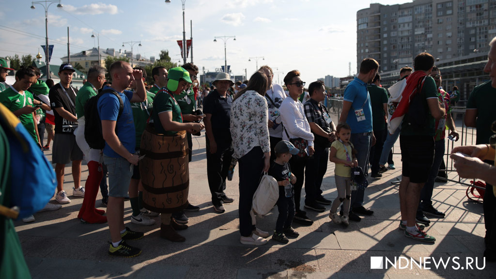Мексика – Швеция: шествия болельщиков в Екатеринбурге (ВИДЕО, ФОТО)