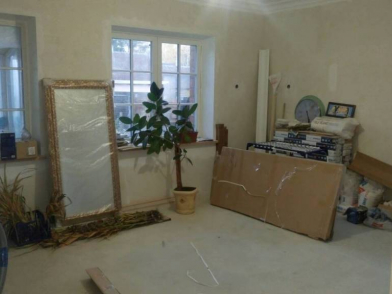 В Югре задержали чиновника, который на взятки ремонтировал шикарный коттедж (ФОТО, ВИДЕО)