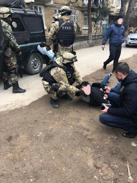 В Нижневартовске во дворе жилого дома расстреляли мужчину, задержаны жители Азербайджана и Югры (ФОТО)
